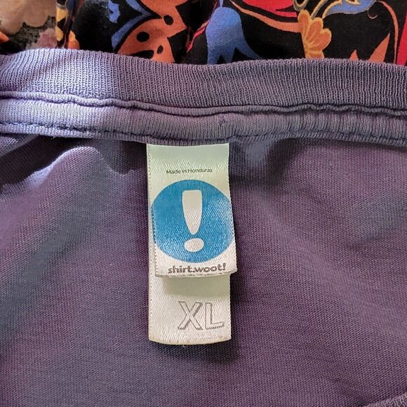 College Of Apathy T-Shirt Mens XL Purple Short Sleeve Crewneck Meh - Picture 9 of 11